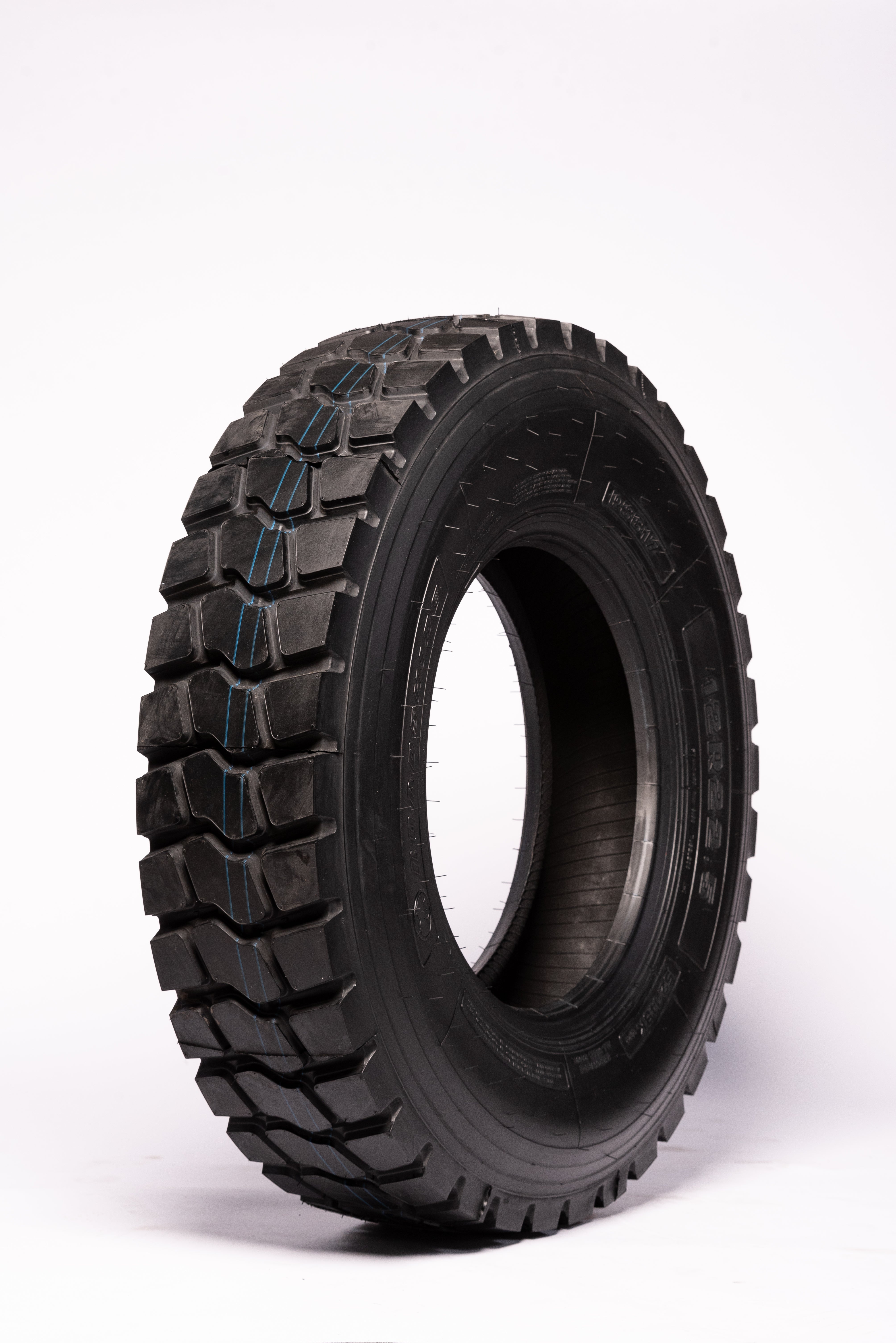 LLANTA 12R22.5 GOLD PARTNER GP717 TRA